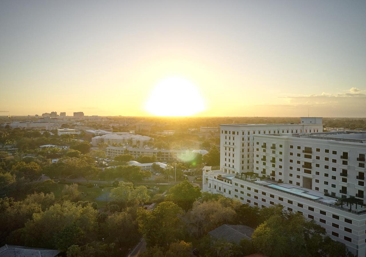 Thesis Hotel Miami Coral Gables, Curio Collection By Hilton Екстериор снимка
