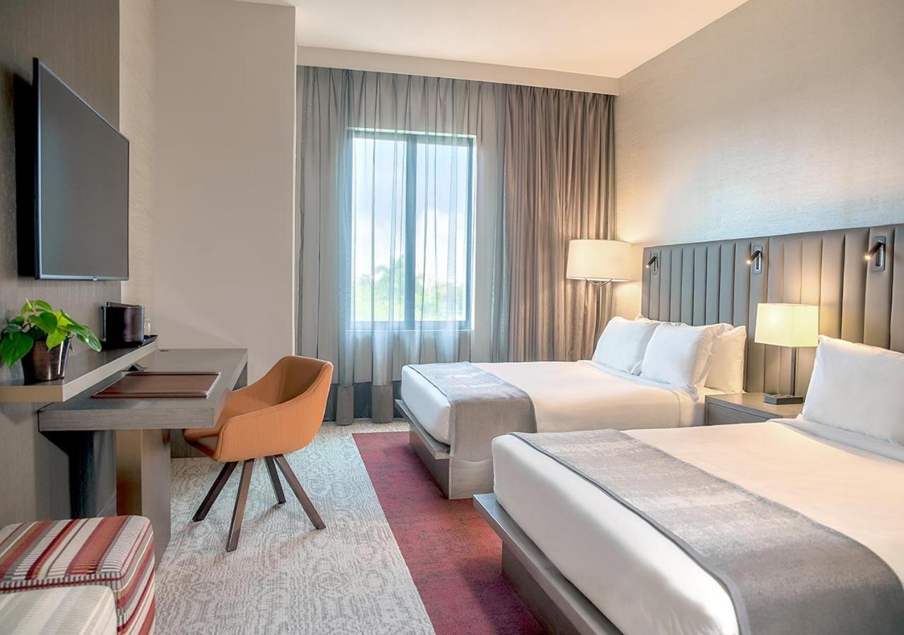 Thesis Hotel Miami Coral Gables, Curio Collection By Hilton Екстериор снимка