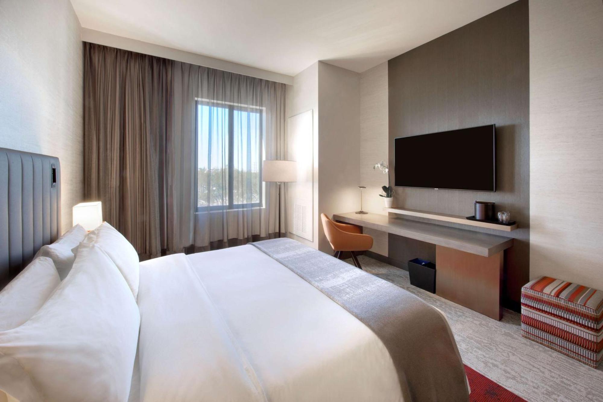 Thesis Hotel Miami Coral Gables, Curio Collection By Hilton Екстериор снимка