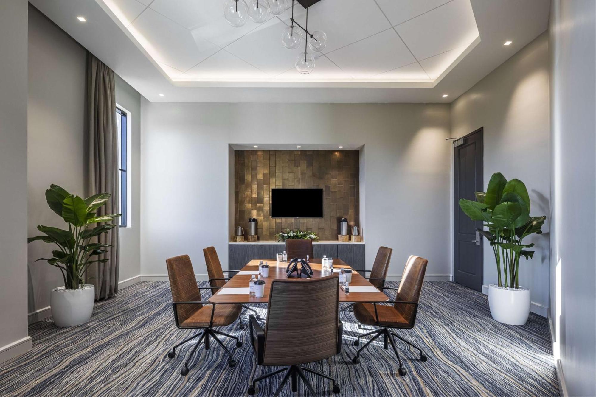Thesis Hotel Miami Coral Gables, Curio Collection By Hilton Екстериор снимка