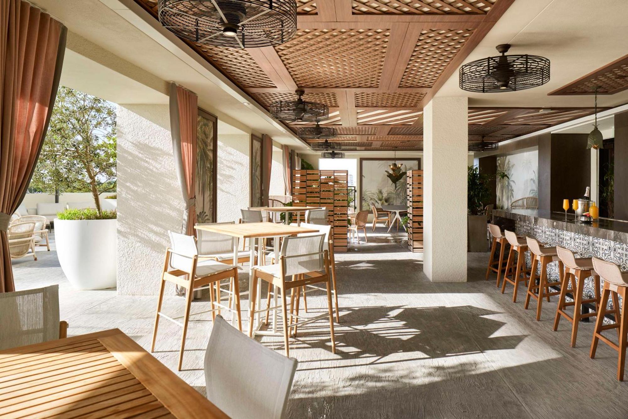 Thesis Hotel Miami Coral Gables, Curio Collection By Hilton Екстериор снимка