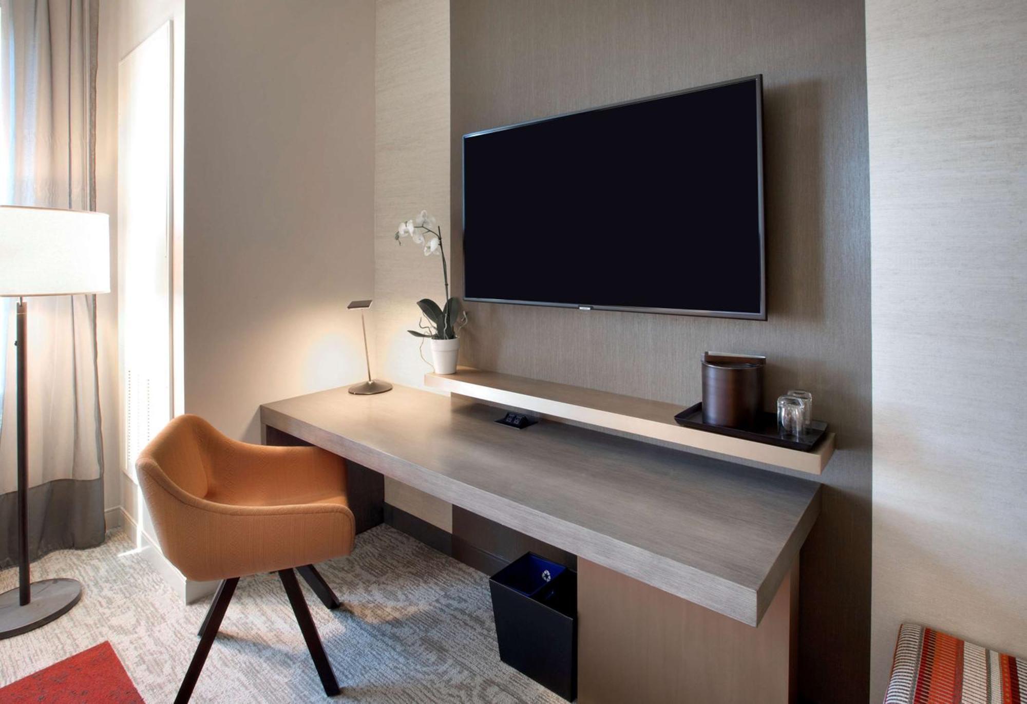 Thesis Hotel Miami Coral Gables, Curio Collection By Hilton Екстериор снимка